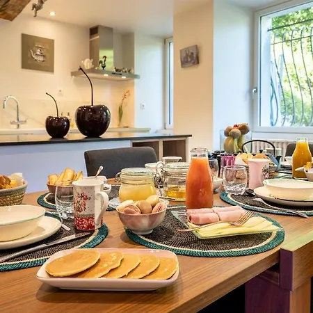 Le Jardin Suspendu Domaine Le Carteron Bed & Breakfast