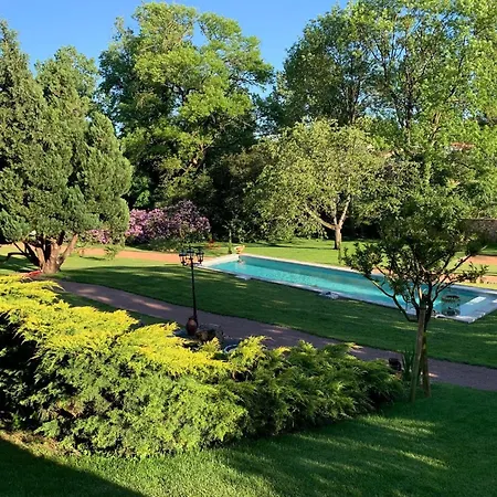 לינה וארוחת בוקר Domaine Le Jardin Suspendu Proche Puydufou Les Epesses 4*