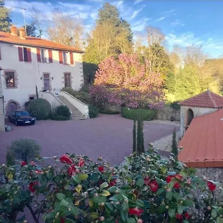 Bed & Breakfast Domaine Le Jardin Suspendu Piscine Et Detente A Proximite Du Puy Dufou Montfaucon-Montigne