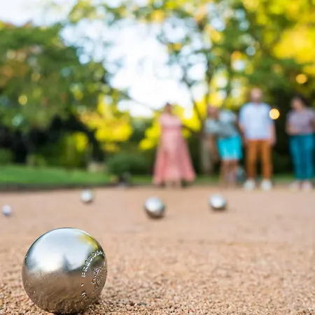לינה וארוחת בוקר Domaine Le Jardin Suspendu Proche Puydufou Les Epesses Montfaucon-Montigne