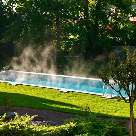فندق مبيت وإفطار Domaine Le Jardin Suspendu D Hotes 4*