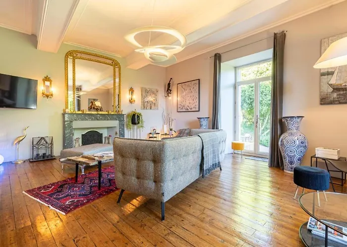 לינה וארוחת בוקר Domaine Le Jardin Suspendu Proche Puydufou Les Epesses