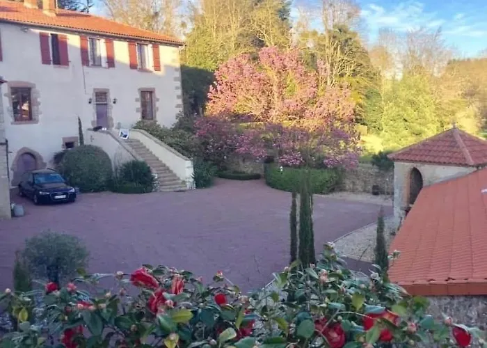 לינה וארוחת בוקר Domaine Le Jardin Suspendu Proche Puydufou Les Epesses Montfaucon-Montigne