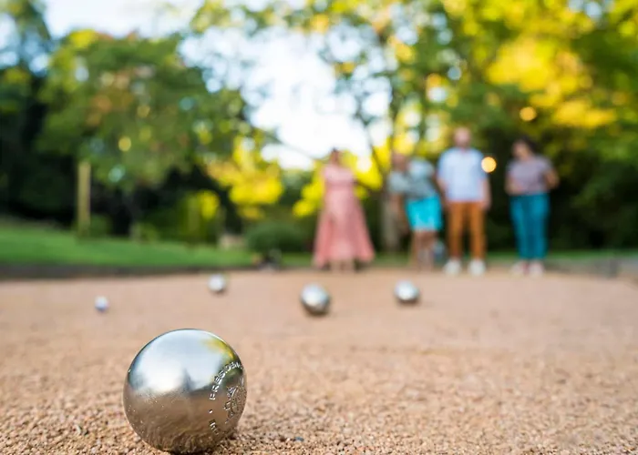 לינה וארוחת בוקר Domaine Le Jardin Suspendu Proche Puydufou Les Epesses Montfaucon-Montigne