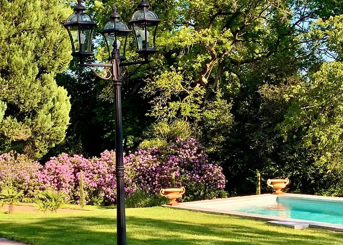 Domaine Le Jardin Suspendu Proche Puydufou Les Epesses לינה וארוחת בוקר 4*